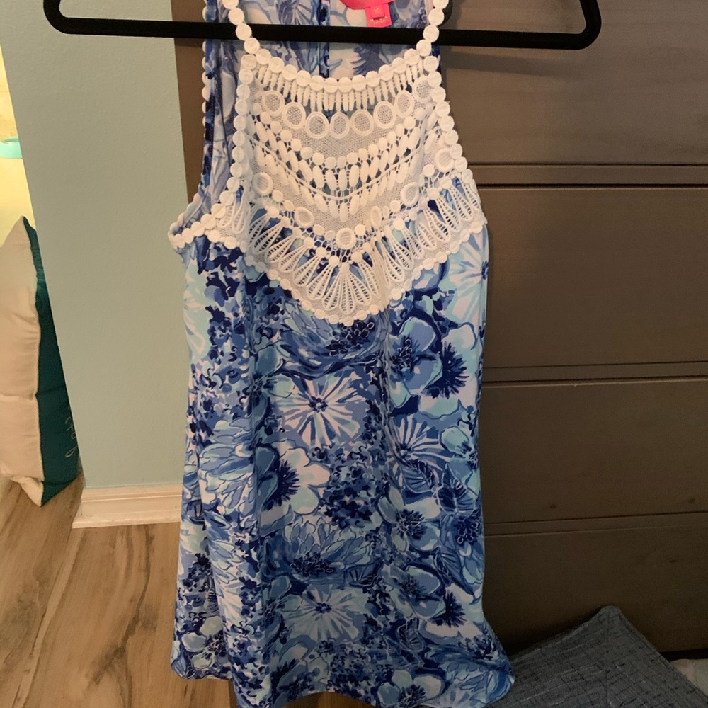 Lilly flowy dress size 10